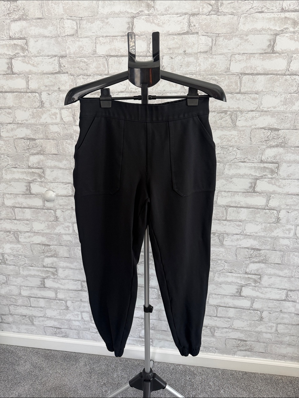 SPANX Black Pull-On Jogger Pants with Front Pockets